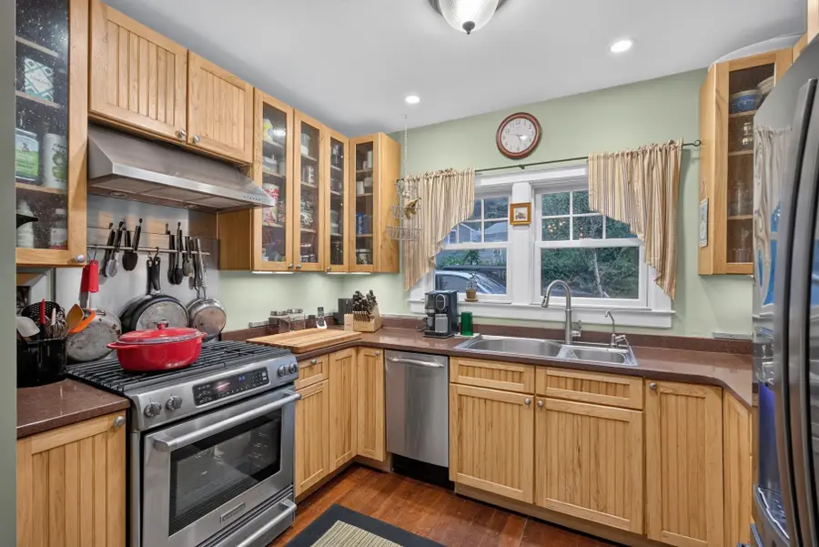 10 Snows Lane #Unit 1B, Provincetown, MA 02657 - #3
