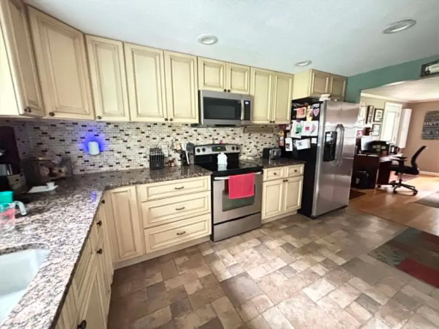 414 Partridgeville Rd, Athol, MA 01331 - #2
