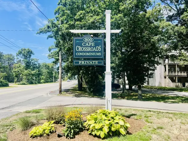 800 Bearses Way #4EC, Barnstable, MA 02601