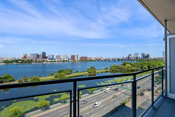 330 Beacon St #111, Boston, MA 02116