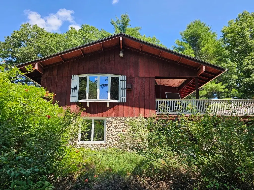 135 Peck Brothers Rd, Monson, MA 01057 - #1