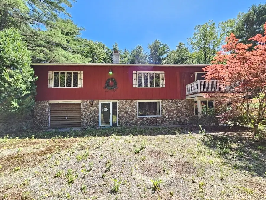 135 Peck Brothers Rd, Monson, MA 01057 - #2