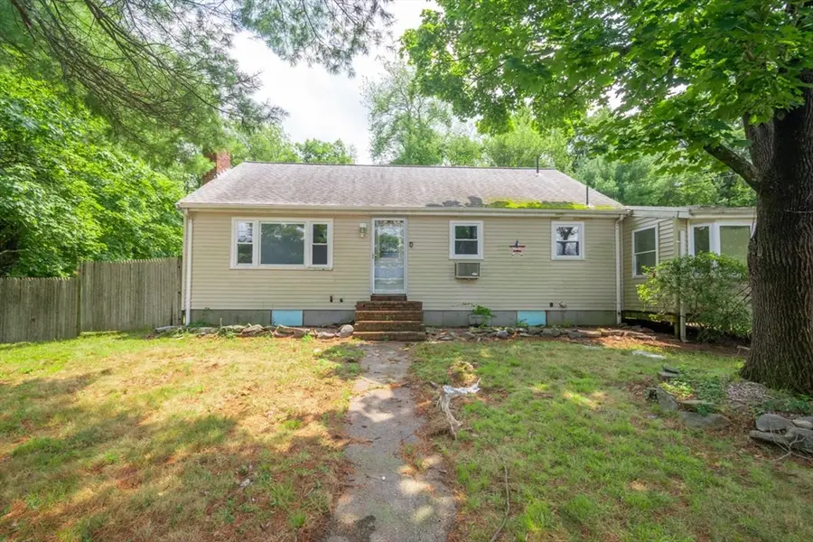 81 Border Rd, Holbrook, MA 02343 - #2