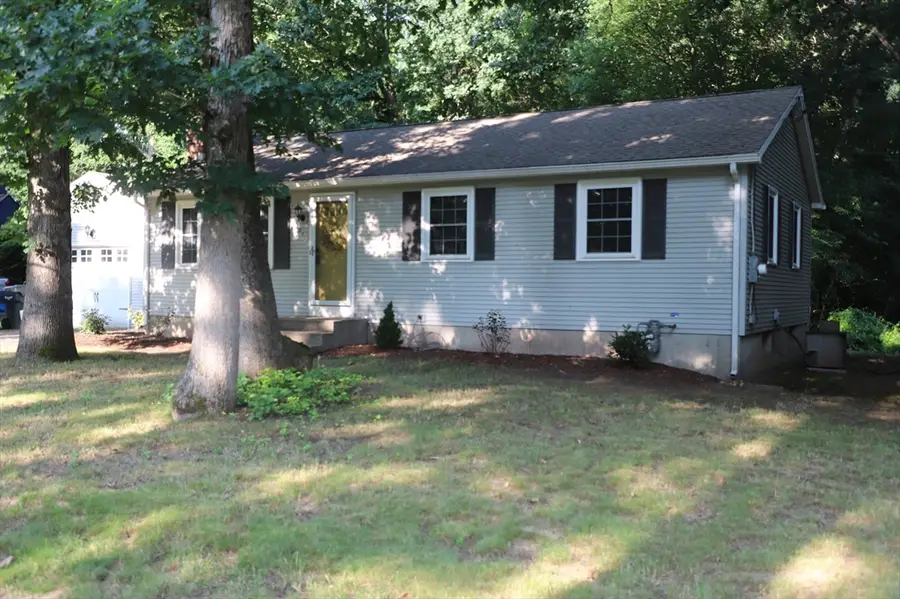 134 Peekskill Ave., Springfield, MA 01129 - #3