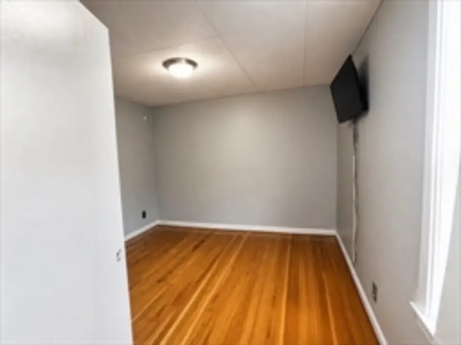 283 Fifth St, Fall River, MA 02721 - #3