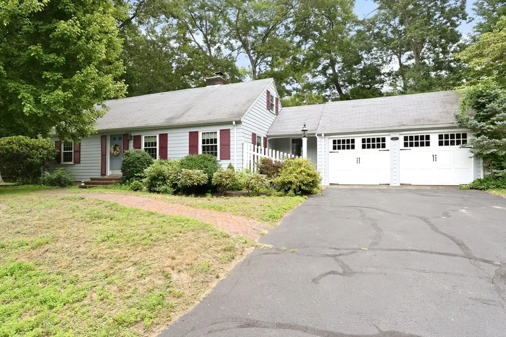 127 Anawan Rd, North Attleboro, MA 02760 - #1