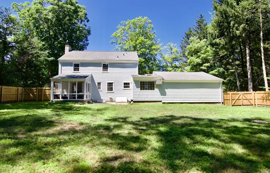 123 Whitmun Rd, Longmeadow, MA 01106 - #3