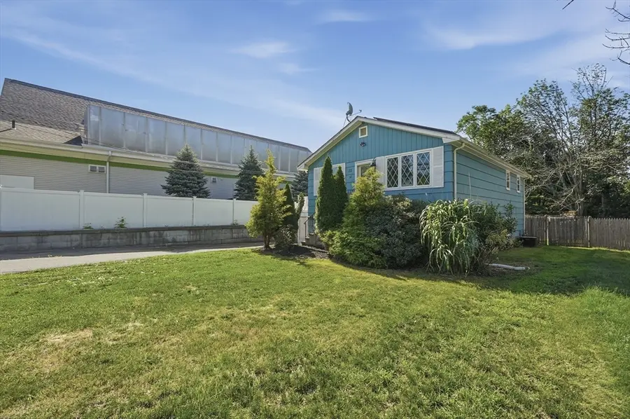 22 Hayward Ave, Brockton, MA 02301 - #3