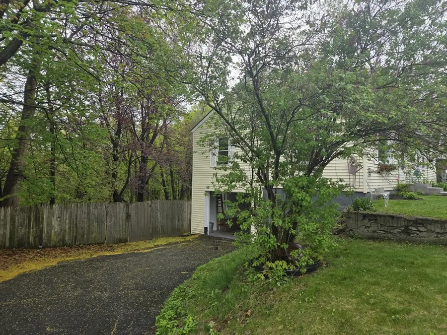 242 Pleasant Street, Leominster, MA 01453 - #3
