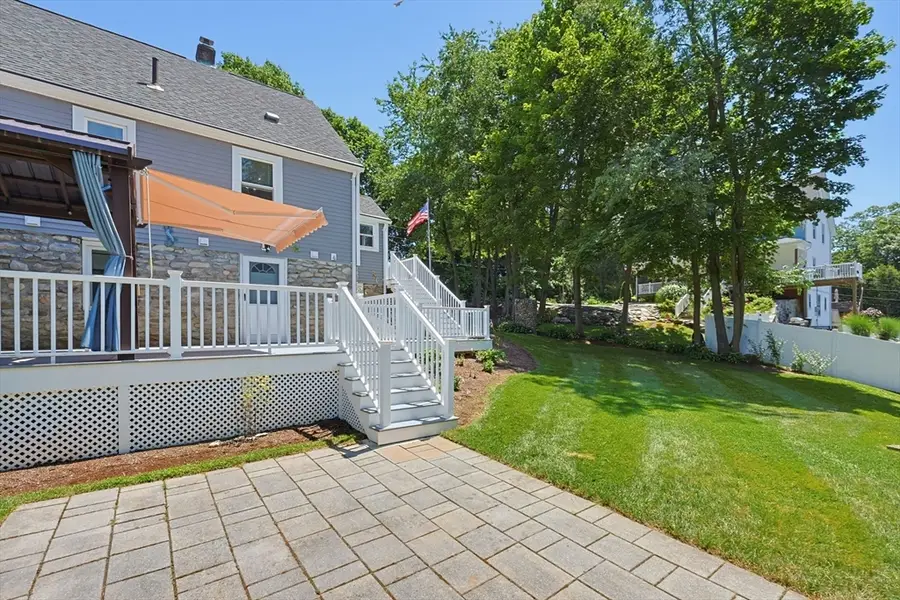 156 Hampton St, Auburn, MA 01501 - #3