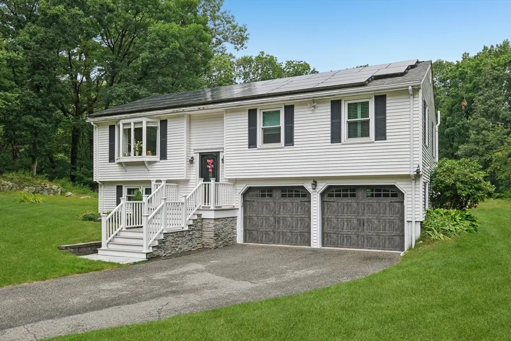 345 Raleigh Tavern Ln, North Andover, MA 01845 - #1