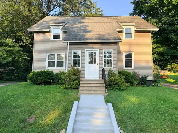 49-51 High St, Hardwick, MA 01031
