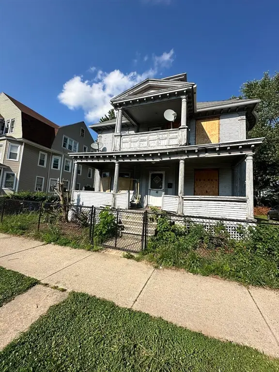 49 Maynard St, Springfield, MA 01109
