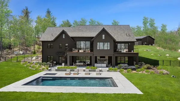 1 Confidential Avenue, Belchertown, MA 01007