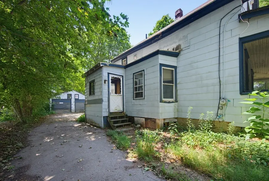 507 Taunton Ave, Seekonk, MA 02771 - #3