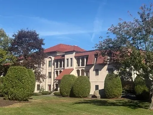 685 Oak St #2-5, Brockton, MA 02301 - #3