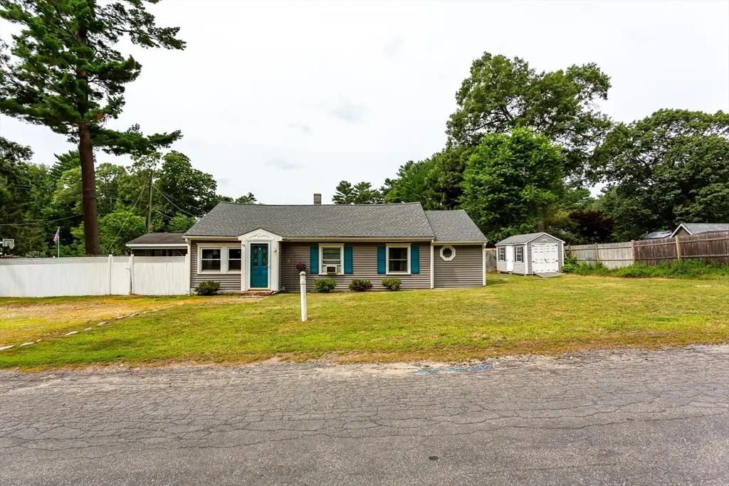 58 Chestnut Rd, Halifax, MA 02338 - #1