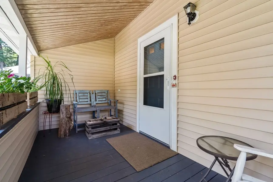 18 Lodge Road, Wayland, MA 01778 - #3