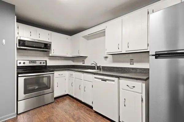 221 Oak St. #3-21, Brockton, MA 02301