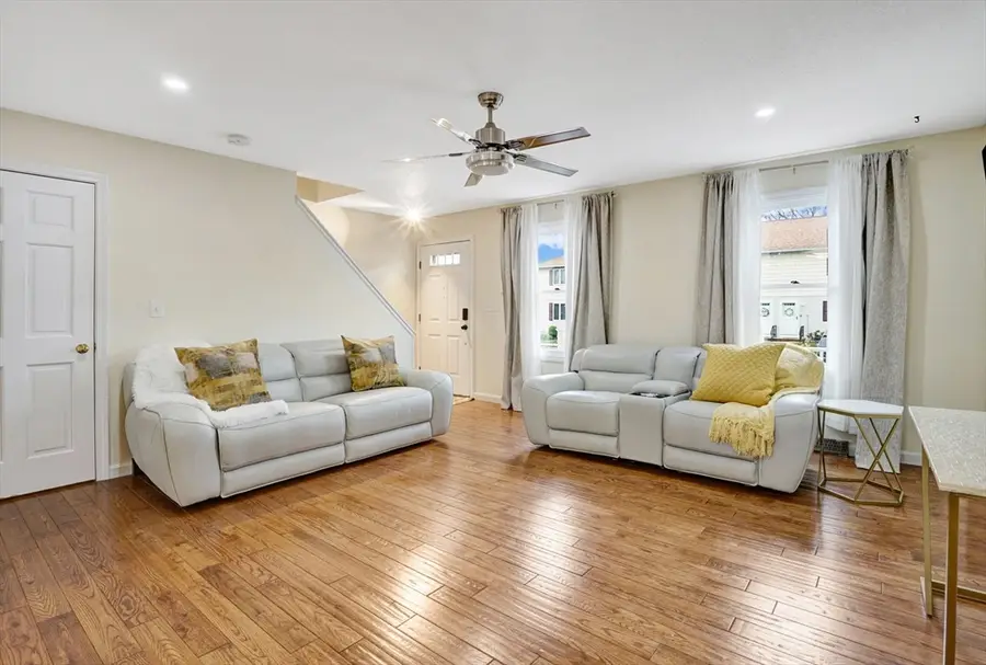 200 Lambert Ter #11, Chicopee, MA 01020 - #3