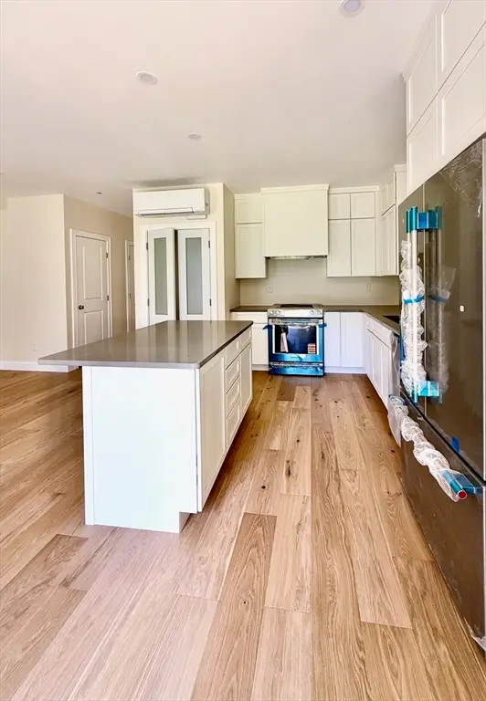 94 Lyman Rd #A, Northampton, MA 01060 - #3