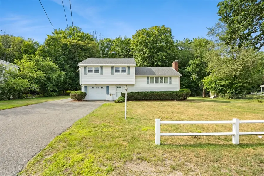 1372 Pleasant St, Brockton, MA 02301 - #3