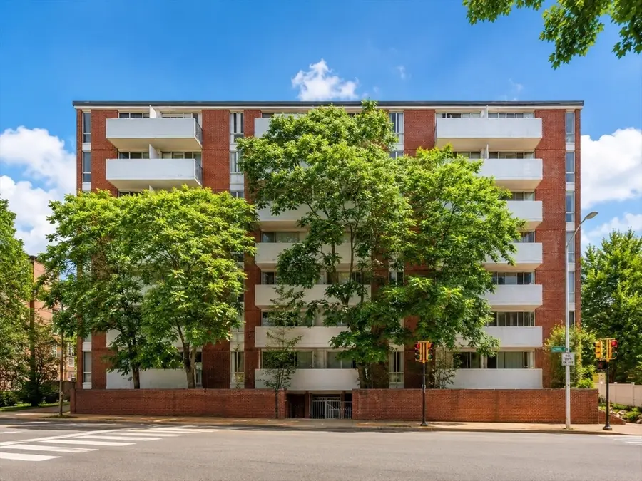 29 Concord Ave. #212, Cambridge, MA 02138 - #2