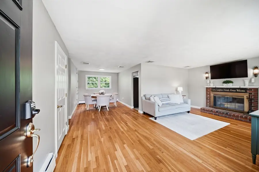 737 North St, Tewksbury, MA 01876 - #2