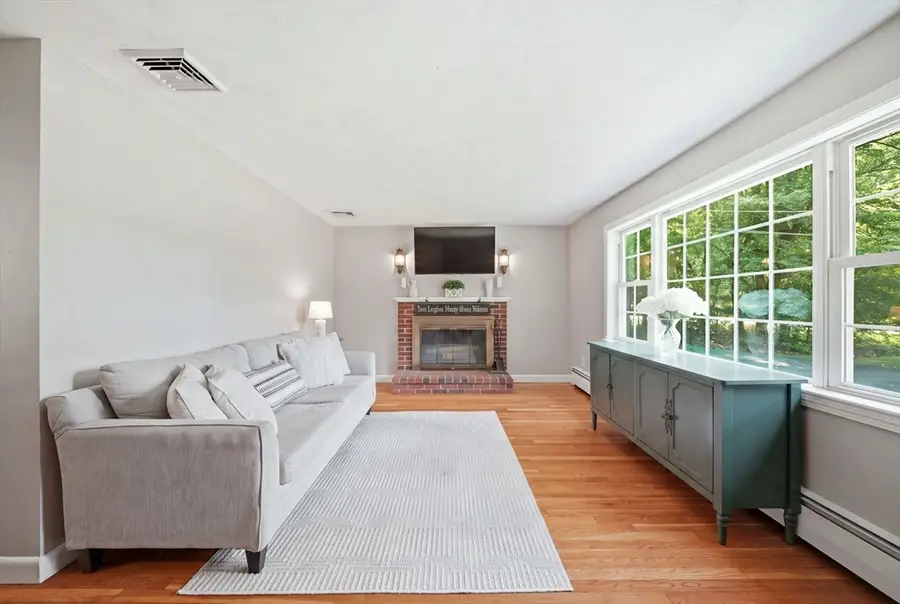 737 North St, Tewksbury, MA 01876 - #3