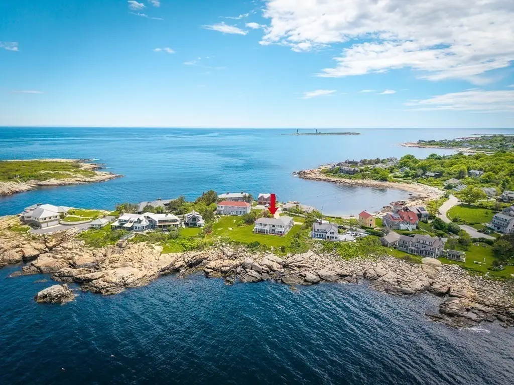5 Gap Head Rd, Rockport, MA 01966 - #1