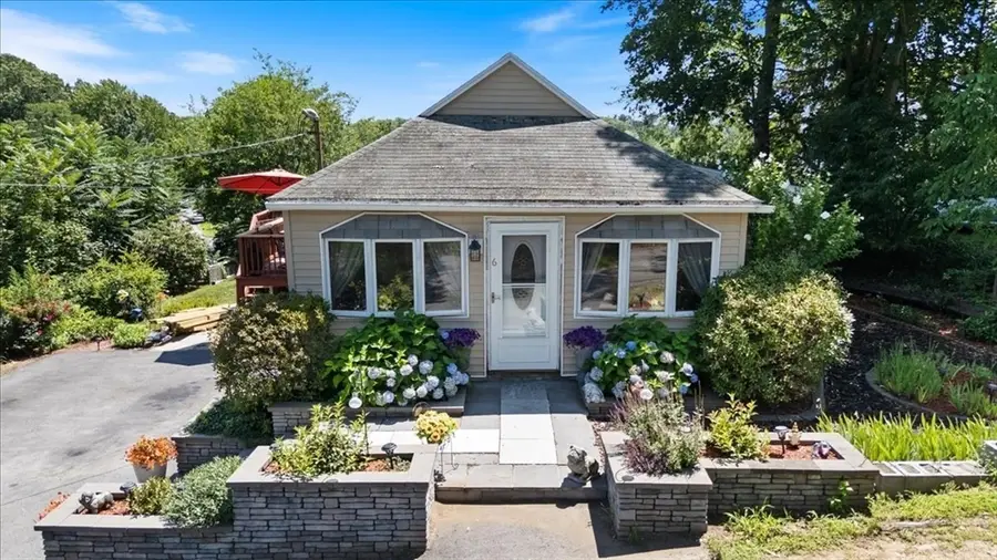 6 Exeter Pl, Billerica, MA 01821 - #2
