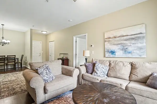 19 Hampshire Road #205, Methuen, MA 01844