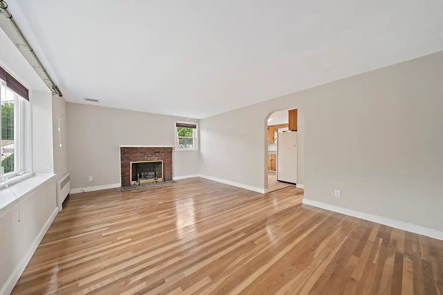 29 Thayer Cir, Randolph, MA 02368 - #2
