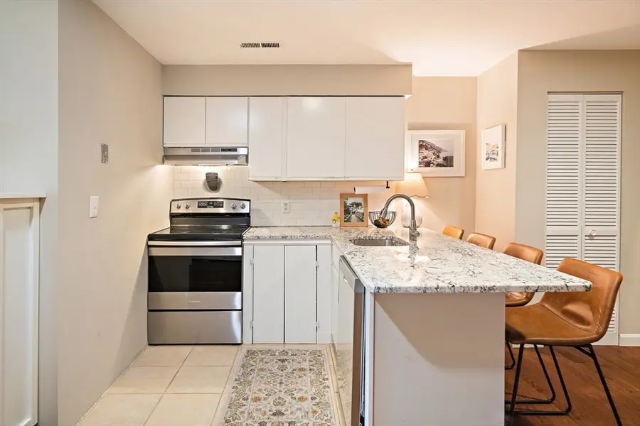 356-358 Main St #12, Boston, MA 02129 - #2