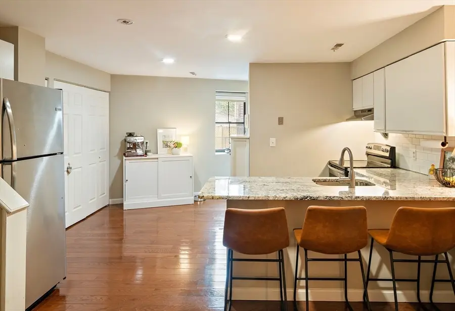 356-358 Main St #12, Boston, MA 02129 - #3