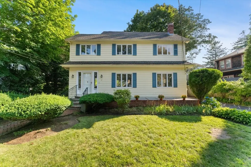 17 Preston Beach Rd, Marblehead, MA 01945 - #1