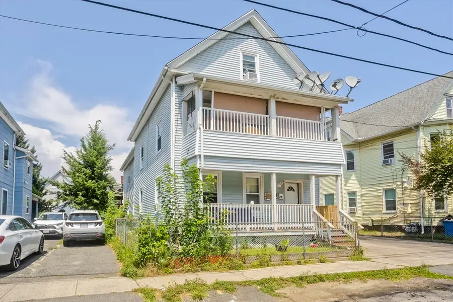 34 E.school St, West Springfield, MA 01089 - #3