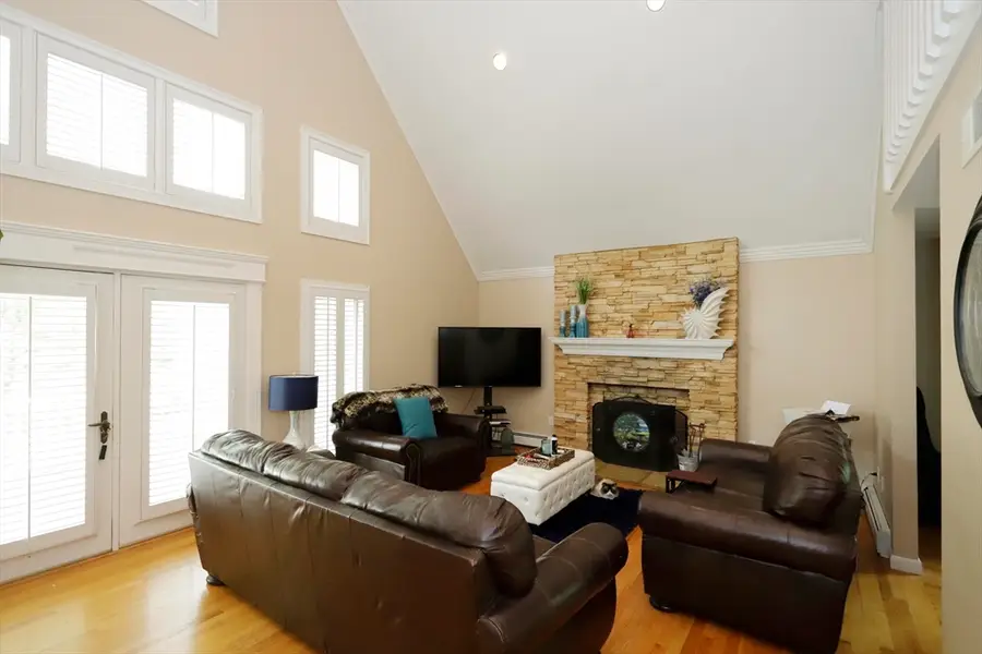 12 Amanda Rd, Assonet, MA 02702 - #3