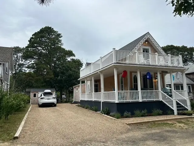 9 Brunswick, Oak Bluffs, MA 02557 - #1