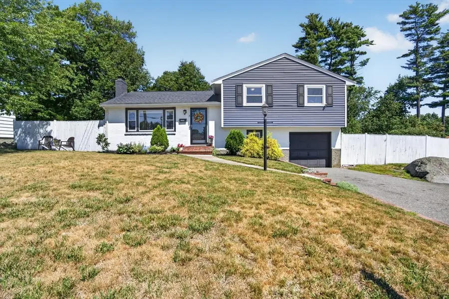 3 Connolly St, Randolph, MA 02368 - #2