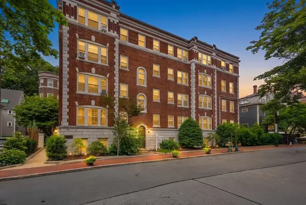 41 Bowdoin Street #25, Cambridge, MA 02138