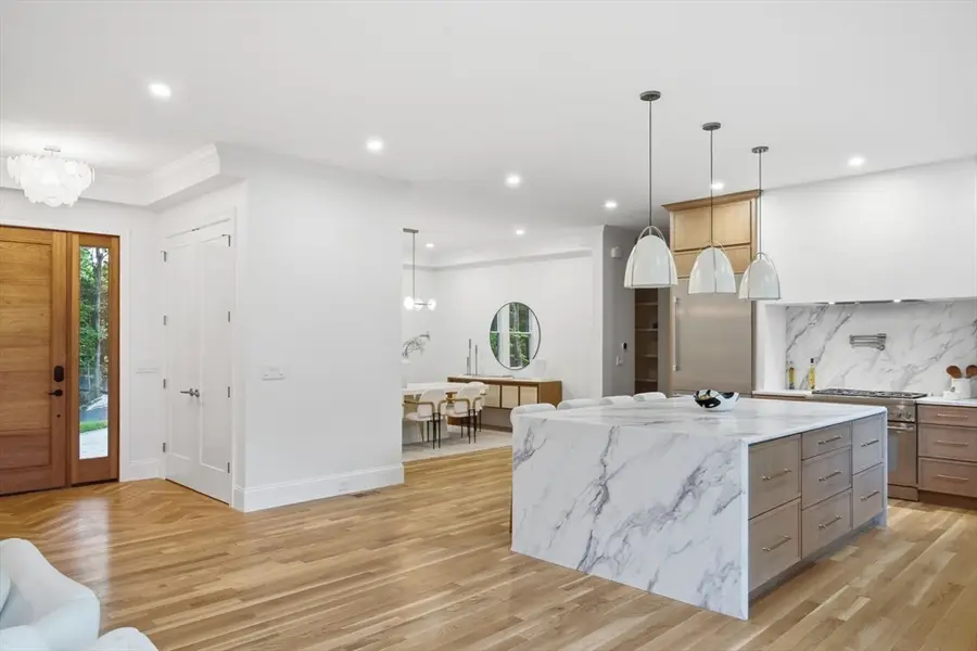 60 Rear Lynnbrook Rd, Lynnfield, MA 01940 - #3
