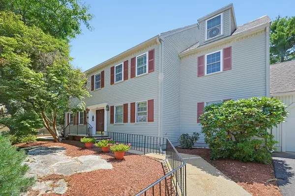16 Valiant Way #16, Salem, MA 01970