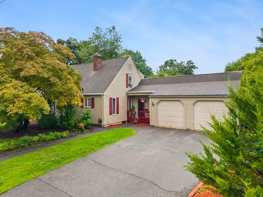 59 Mulberry St, Attleboro, MA 02703 - #3