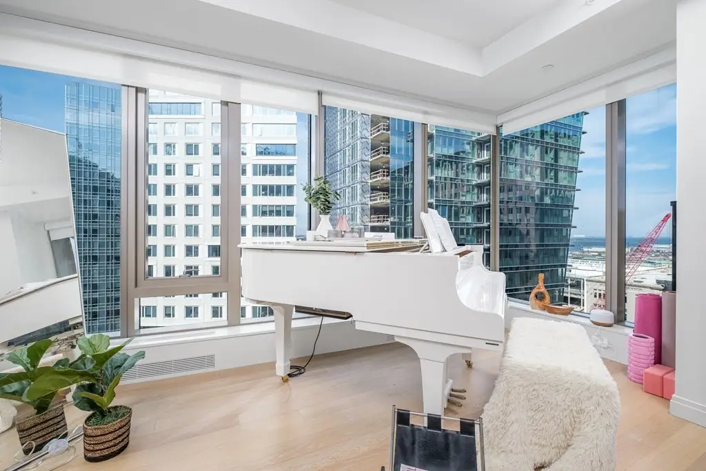 133 Seaport Blvd #1510, Boston, MA 02210 - #1