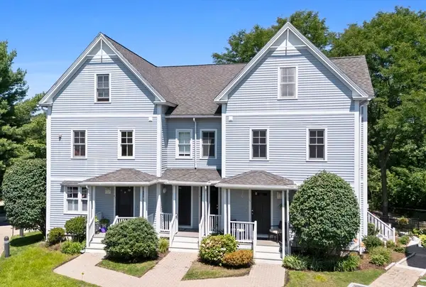 19 Russell Pl #19, Arlington, MA 02474