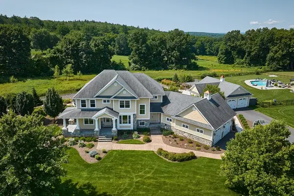 1 Nicholas Lane, Southampton, MA 01073