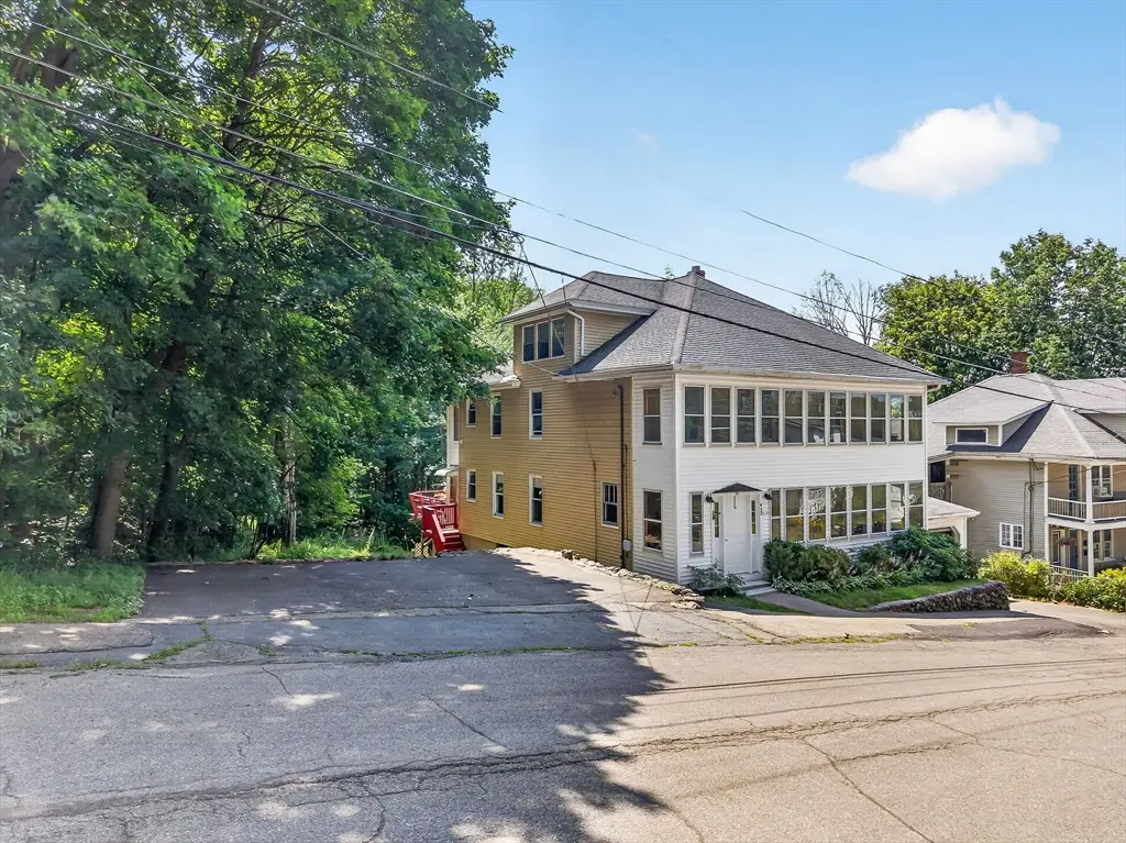 52 Bancroft St, Gardner, MA 01440 - #1