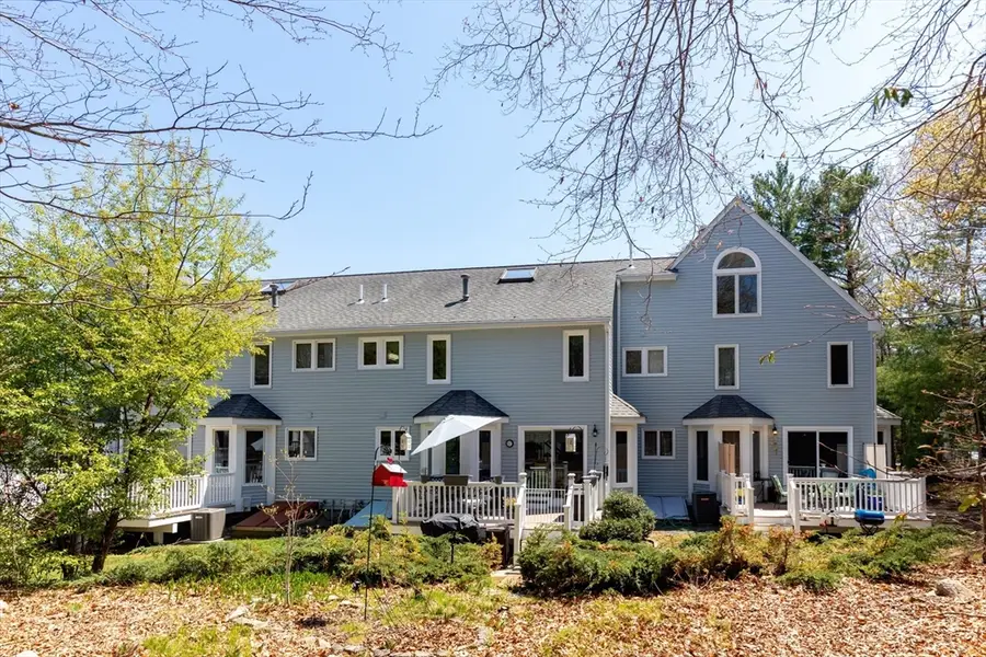 35 Pilgrim Village Road #402, Taunton, MA 02780 - #3