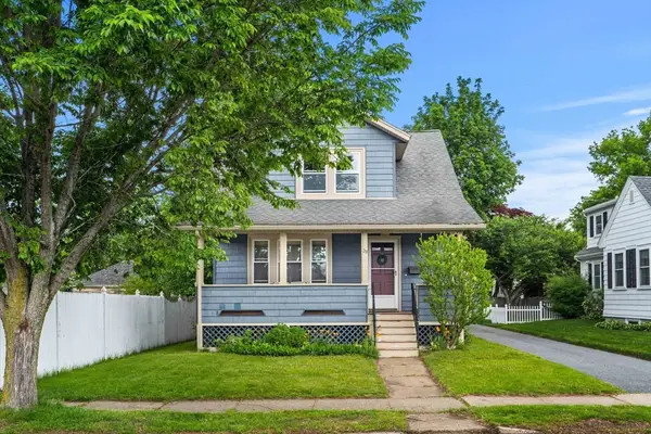 29 Newcastle Road, Peabody, MA 01960